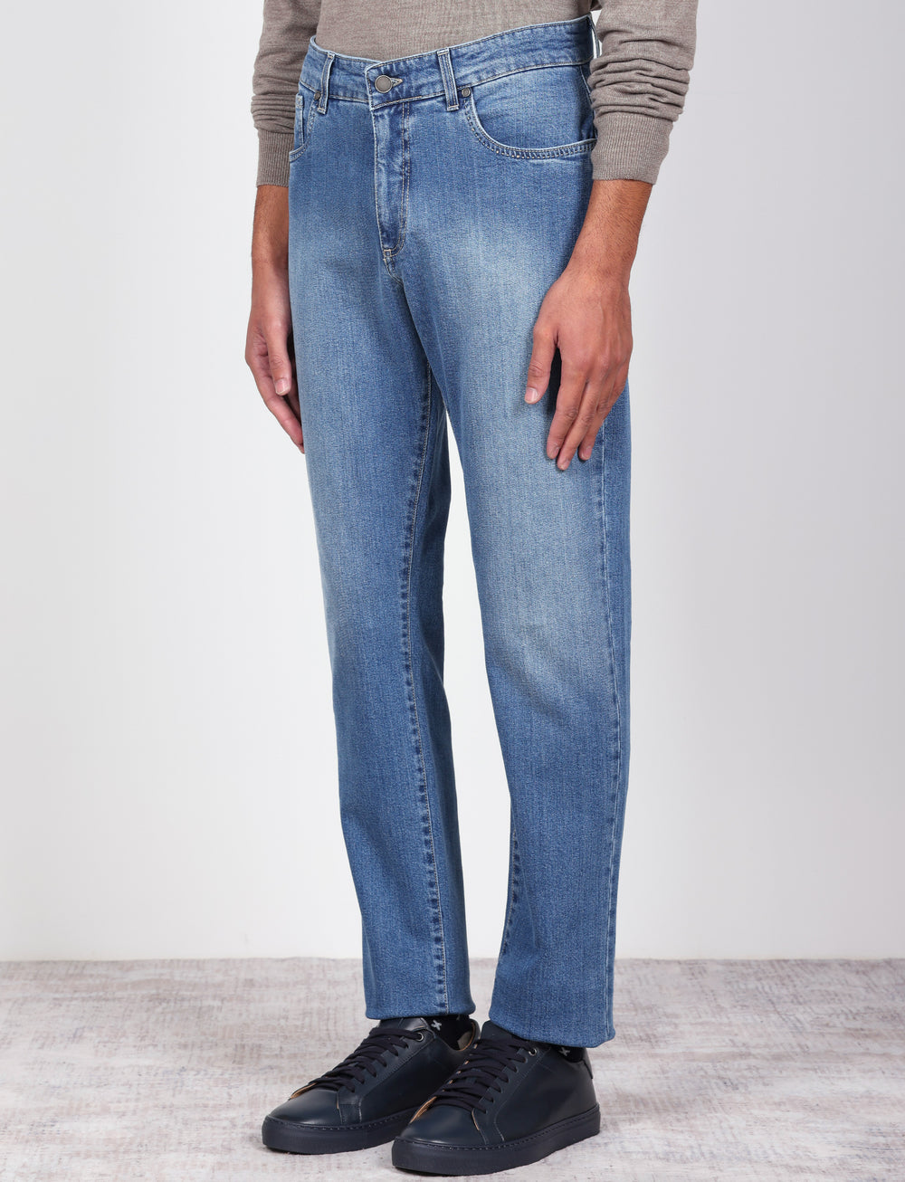Jeans cinque tasche in cotone stretch