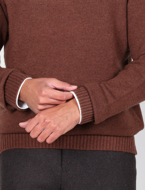 Maglia scollo a v in lambswool |Colore:Moro