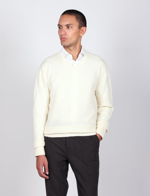 Maglia scollo a v in lambswool |Colore:Panna