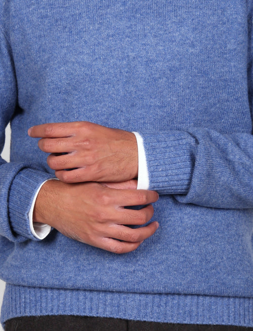 Maglia scollo a v in lambswool |Colore:Azzurro