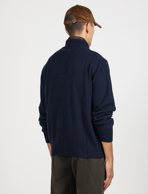 Maglia serafino in lambswool a quattro bottoni |Colore:Blu